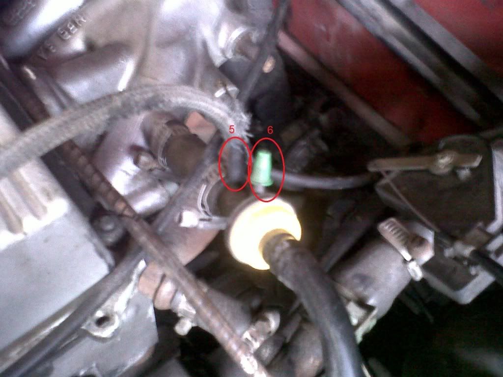 Carburettor vacuum pipes